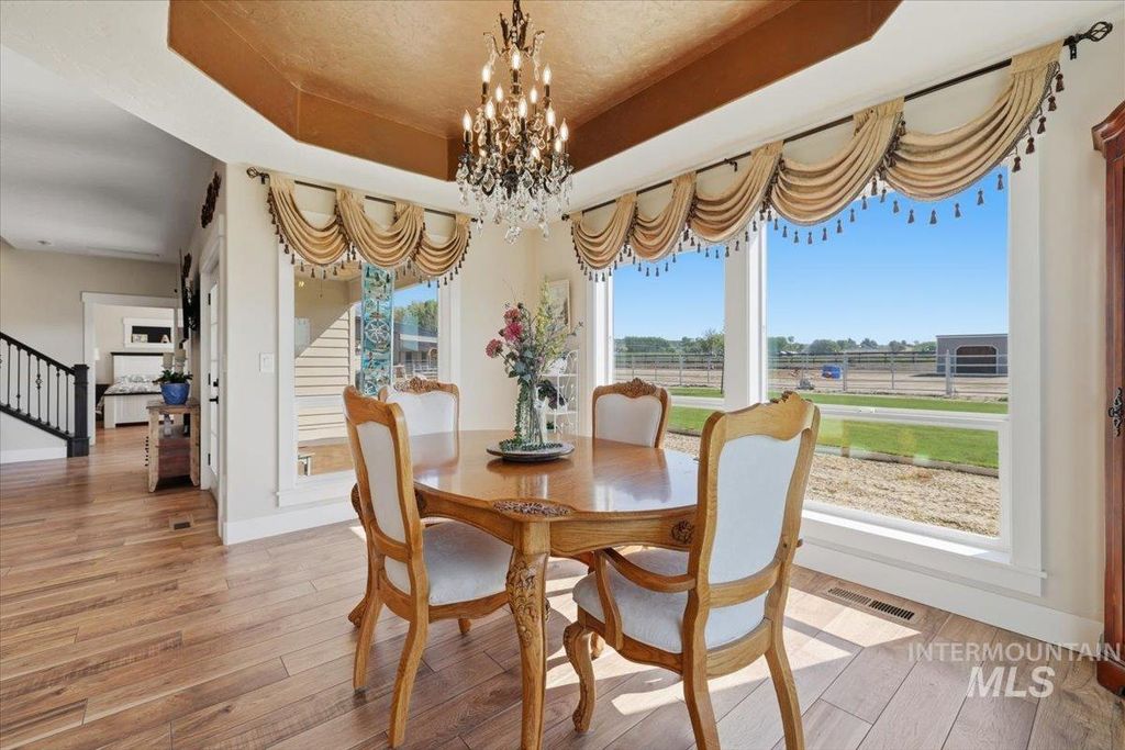 25810 Chandler Dr, Caldwell, ID 83676