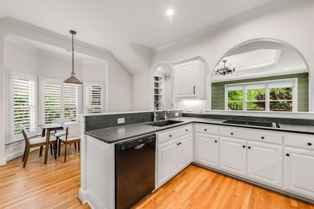 316 Whitworth Way, Nashville, TN 37205