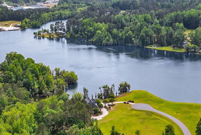 125 Coquina Dr., Tabor City, NC 28463
