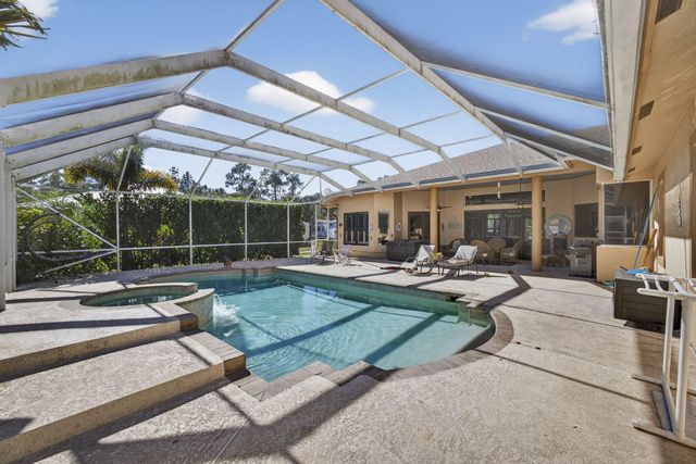 2910 Doe Trail, Loxahatchee, FL 33470