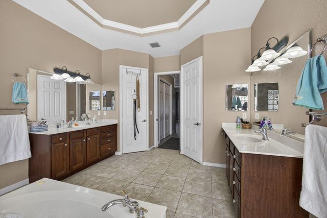 2910 Doe Trail, Loxahatchee, FL 33470