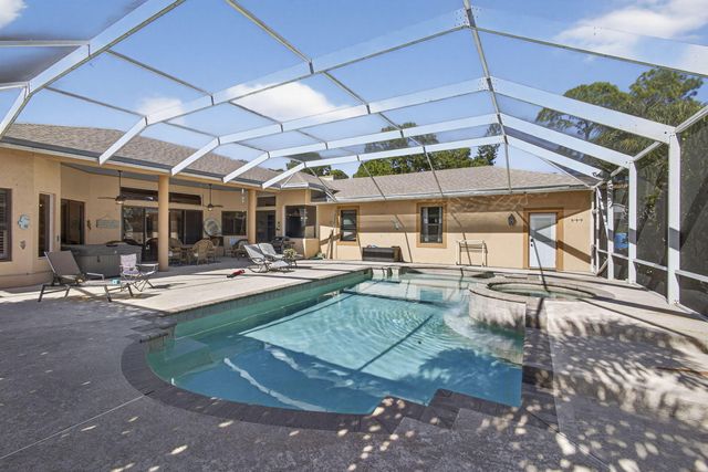 2910 Doe Trail, Loxahatchee, FL 33470