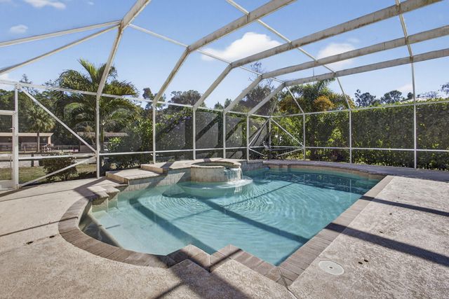 2910 Doe Trail, Loxahatchee, FL 33470