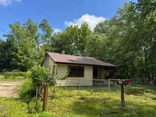 439 E Henry Street, Poplar Bluff, MO 63901