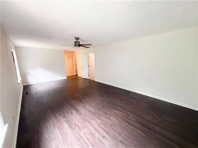 912 Steeple Chase Drive, Lawrenceville, GA 30044