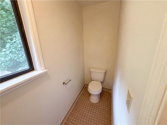 912 Steeple Chase Drive, Lawrenceville, GA 30044