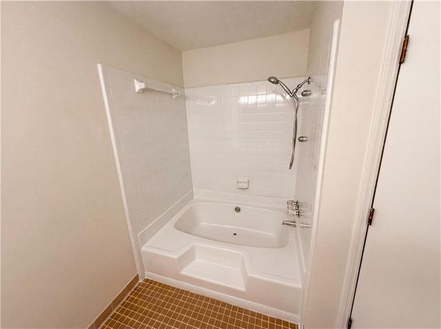 912 Steeple Chase Drive, Lawrenceville, GA 30044