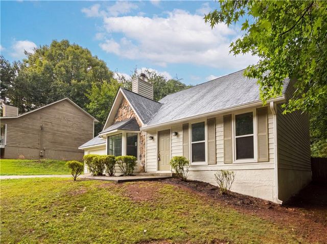 912 Steeple Chase Drive, Lawrenceville, GA 30044