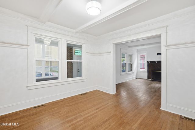 2 Glenwood Street, Albany, NY 12208