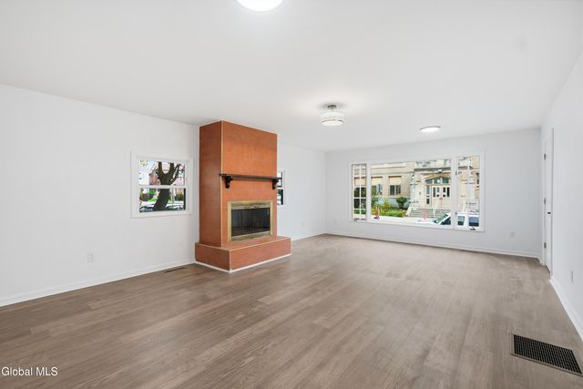 2 Glenwood Street, Albany, NY 12208