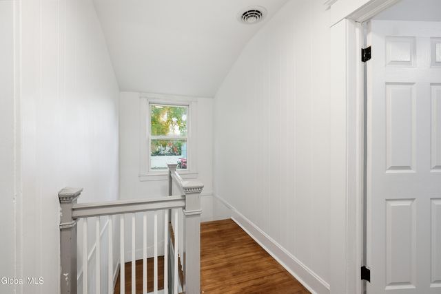 2 Glenwood Street, Albany, NY 12208