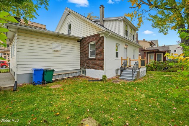 2 Glenwood Street, Albany, NY 12208