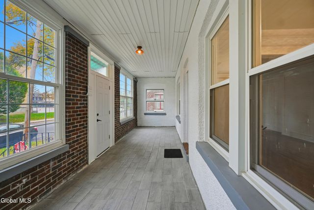 2 Glenwood Street, Albany, NY 12208