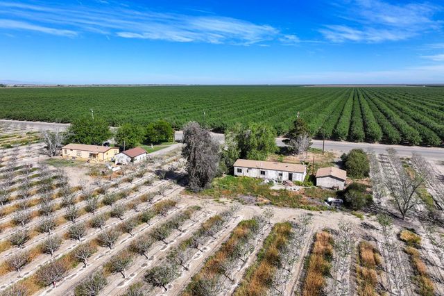 13037 W Gale Avenue, Huron, CA 93234