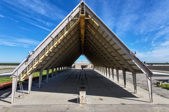 13037 W Gale Avenue, Huron, CA 93234