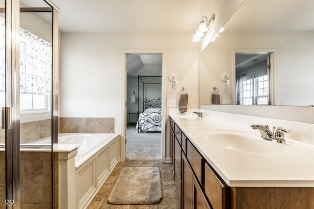 4772 Timberline Trail, Whitestown, IN 46075
