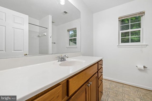 1262 WINFIELD CT, King George, VA 22485