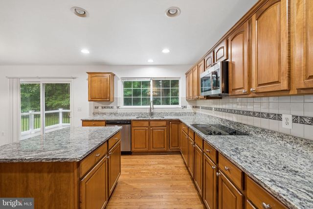 1262 WINFIELD CT, King George, VA 22485