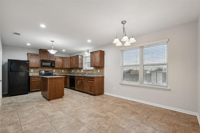 218 Dober ST, Nolanville, TX 76559