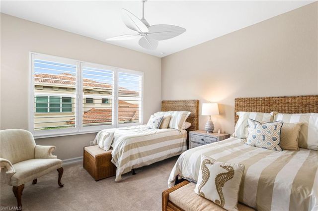 7825 Hawthorne DR 2104, Naples, FL 34113