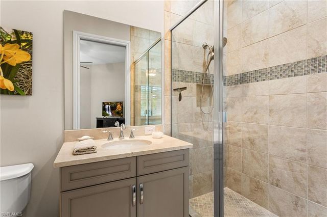 7825 Hawthorne DR 2104, Naples, FL 34113