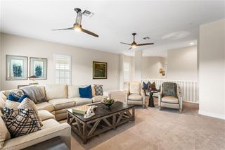 7825 Hawthorne DR 2104, Naples, FL 34113