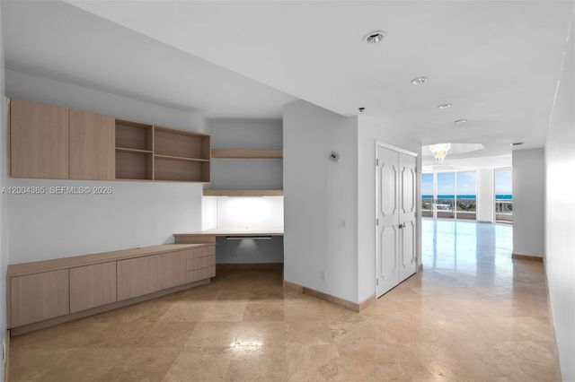 21150 E Point Pl 904, Aventura, FL 33180