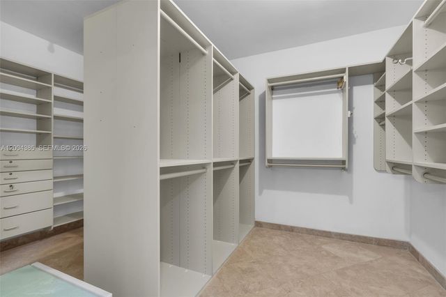 21150 E Point Pl 904, Aventura, FL 33180