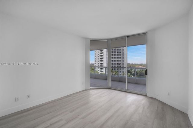 21150 E Point Pl 904, Aventura, FL 33180