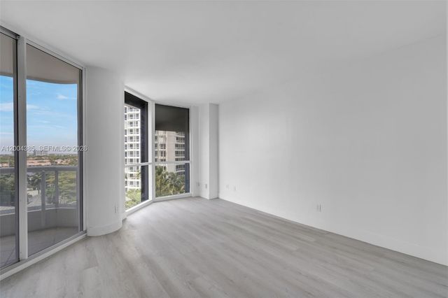 21150 E Point Pl 904, Aventura, FL 33180