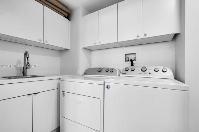 21150 E Point Pl 904, Aventura, FL 33180