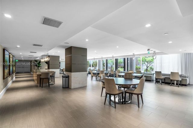 21150 E Point Pl 904, Aventura, FL 33180