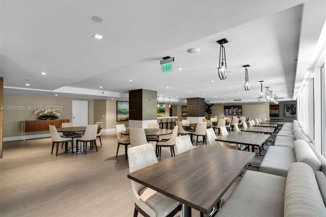 21150 E Point Pl 904, Aventura, FL 33180