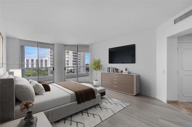 21150 E Point Pl 904, Aventura, FL 33180