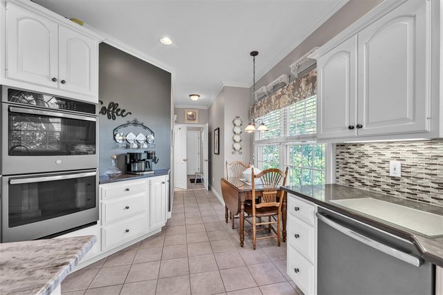 15311 S Barton Lake Drive, Vicksburg, MI 49097