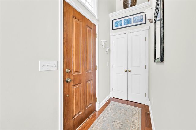 15311 S Barton Lake Drive, Vicksburg, MI 49097