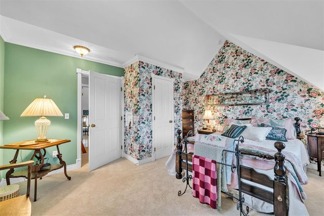 15311 S Barton Lake Drive, Vicksburg, MI 49097