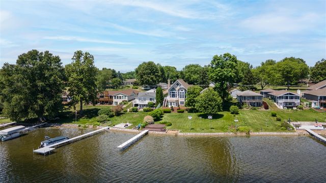 15311 S Barton Lake Drive, Vicksburg, MI 49097