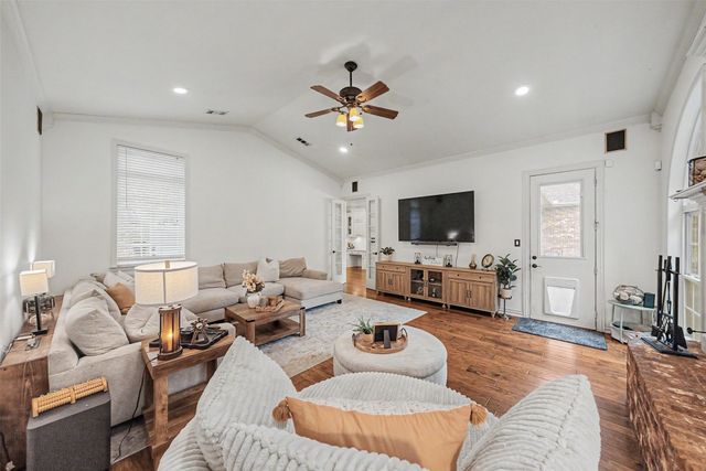 5480 Bridle Path, Aubrey, TX 76227