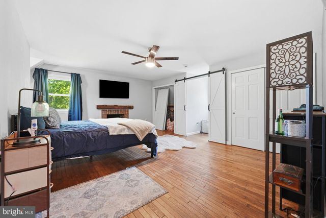 18 E BROOK KNOLL RD, Elkton, MD 21921