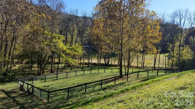 9999 Bee Balm Way 55, Asheville, NC 28804