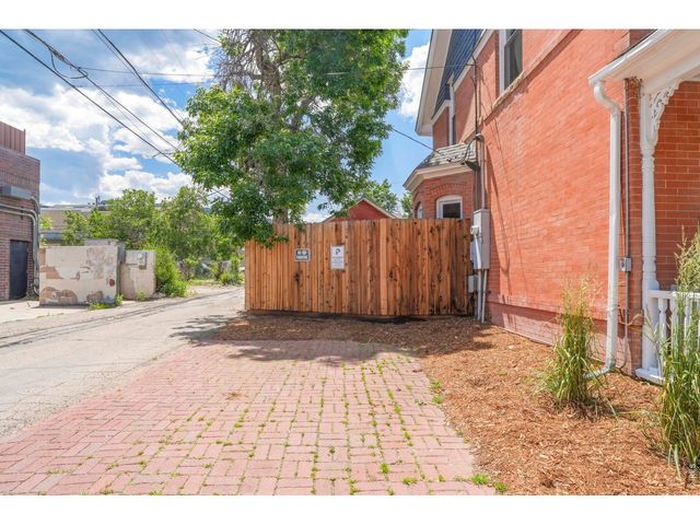 2025 18th St, Boulder, CO 80302