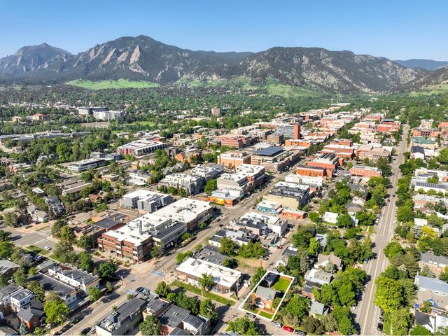 2025 18th St, Boulder, CO 80302