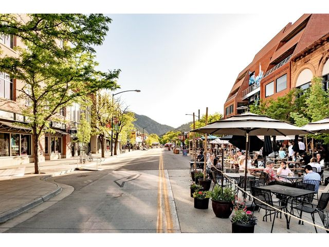 2025 18th St, Boulder, CO 80302