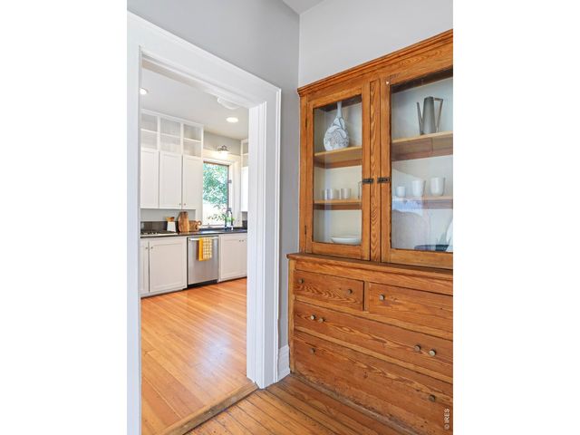 2025 18th St, Boulder, CO 80302