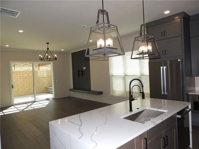 687 SUMMIT HILL Way, Cumming, GA 30040