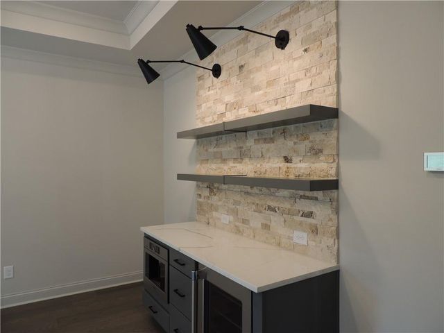 687 SUMMIT HILL Way, Cumming, GA 30040