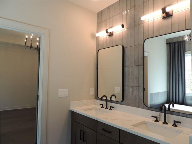 687 SUMMIT HILL Way, Cumming, GA 30040