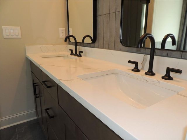 687 SUMMIT HILL Way, Cumming, GA 30040