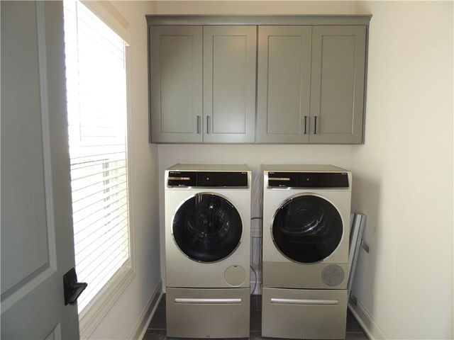 687 SUMMIT HILL Way, Cumming, GA 30040